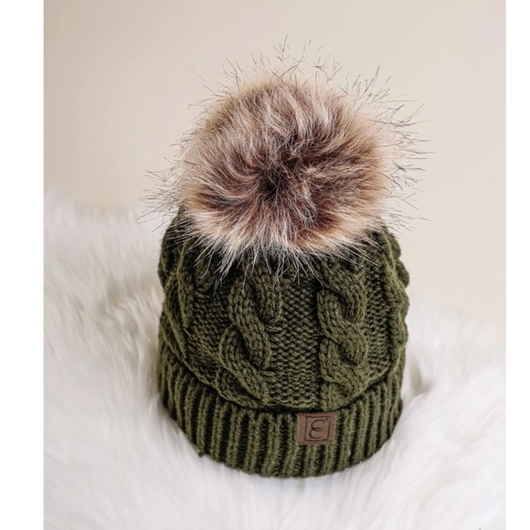 Army Green Cable Knit Beanie Hat Faux Fur Pom Pom - Picture 3 of 11